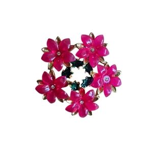 Lia Poinsettia Leaf Brooch 1960's Vintage Lucite Goldtone Collectible Christmas